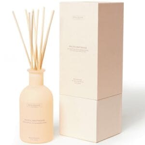 Benevolence LA Reed Diffuser for Home | Eucalyptus, Fig & Sandalwood | Elegant Home & Bathroom Decor | Fragrance Diffuser with Sticks for Bathroom – Malibu Sands Collection Benevolence LA Reed Diffuser for Home | Eucalyptus, Fig & Sandalwood | Elegant Home & Bathroom Decor | Fragrance Diffuser with Sticks for Bathroom – Malibu Sands Collection